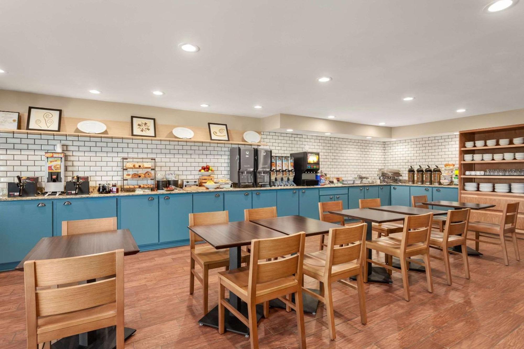 Country Inn & Suites By Radisson, Ames, Ia Εξωτερικό φωτογραφία
